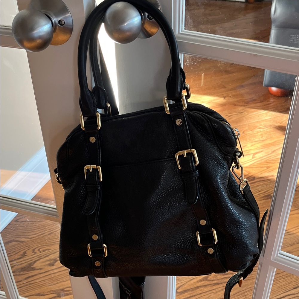 Elegant Black Leather Handbag